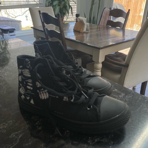 Lifting Shoes; Converse with Barbell Design - Picture 4 of 6